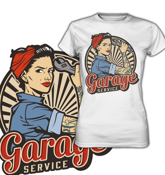 Weißes T-Shirt mit starker Frau im 50s-Stil und Werkzeug, Motiv rechts unten vergrößert dargestellt