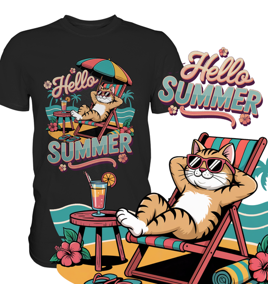 Hello Summer – chillende Katze auf Liegestuhl unter Sonnenschirm am Strand – Premium T-Shirt