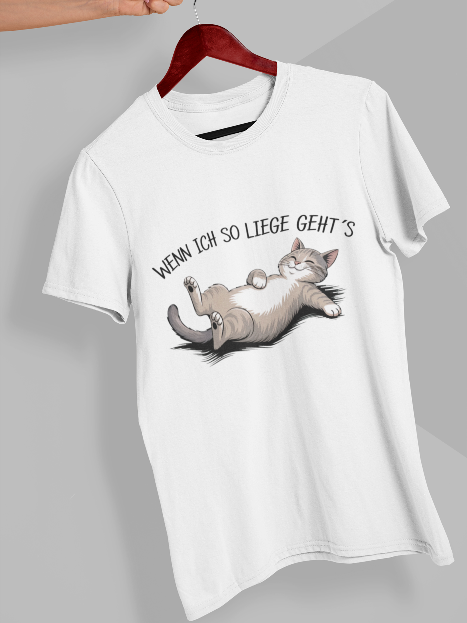 T-Shirt mit Hitzewellenmotiv und Spruch, hängend auf einem Kleiderbügel